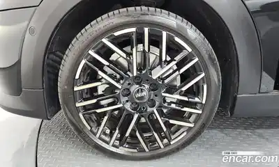 Mini Cooper 2025 2.0 автомат (гидро), миниатюра 5