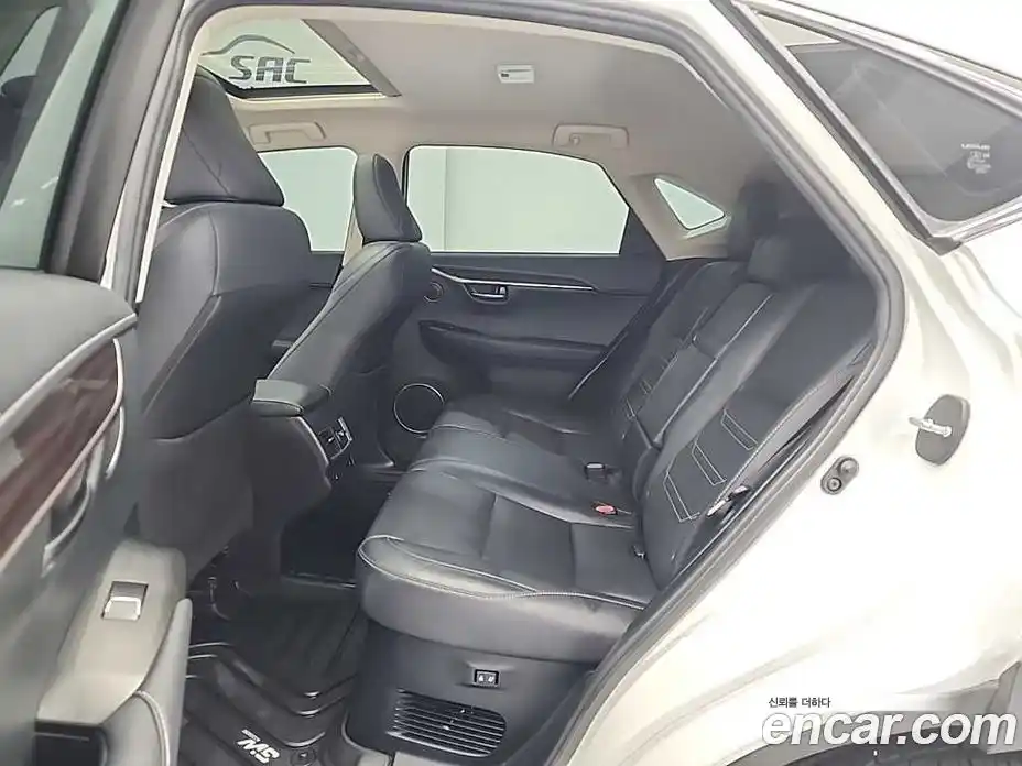 Lexus NX 2018 2.5 гидро, фото 12