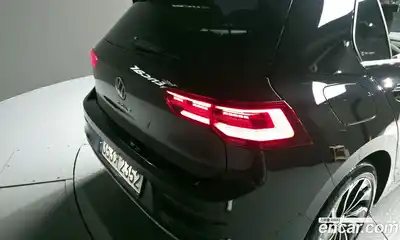 Volkswagen Golf 2024 2.0 автомат (гидро), миниатюра 9