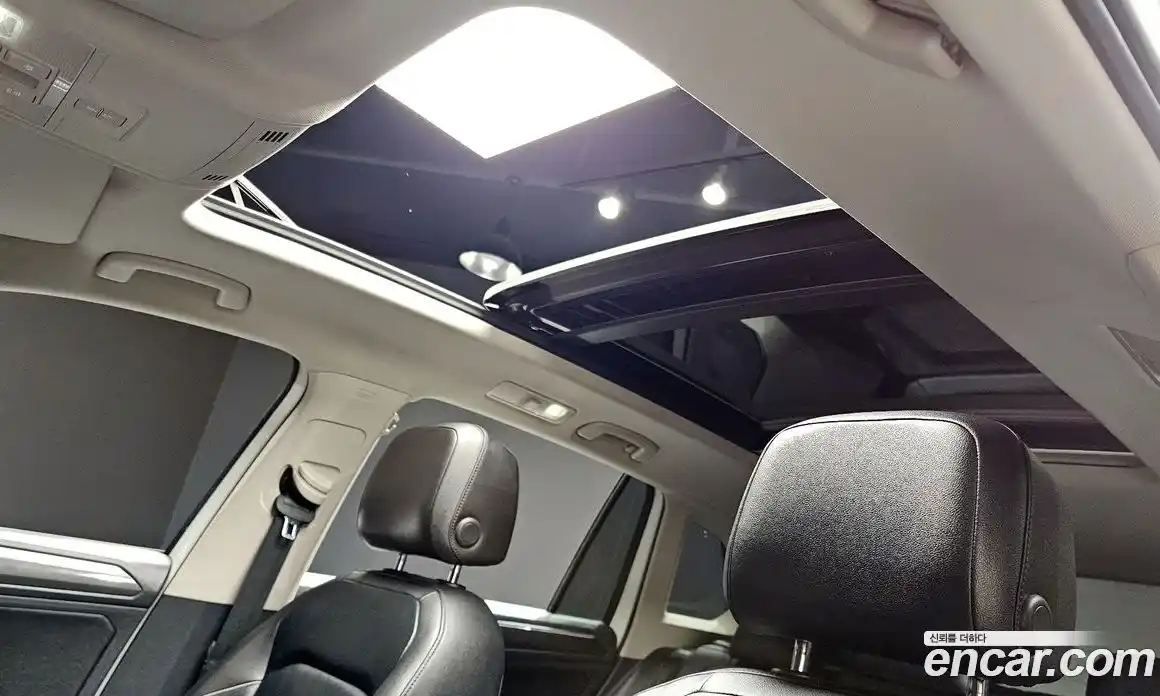 Volkswagen Tiguan 2018 2.0 автомат (гидро), фото 23