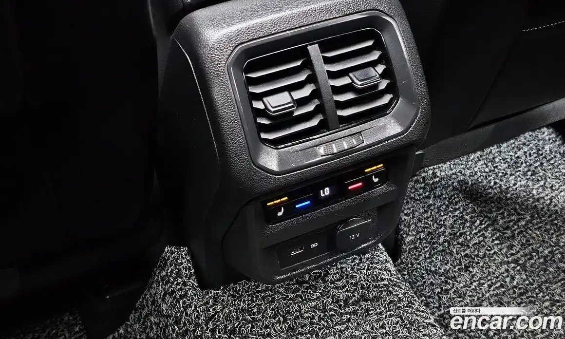 Volkswagen Tiguan 2018 2.0 автомат (гидро), фото 26