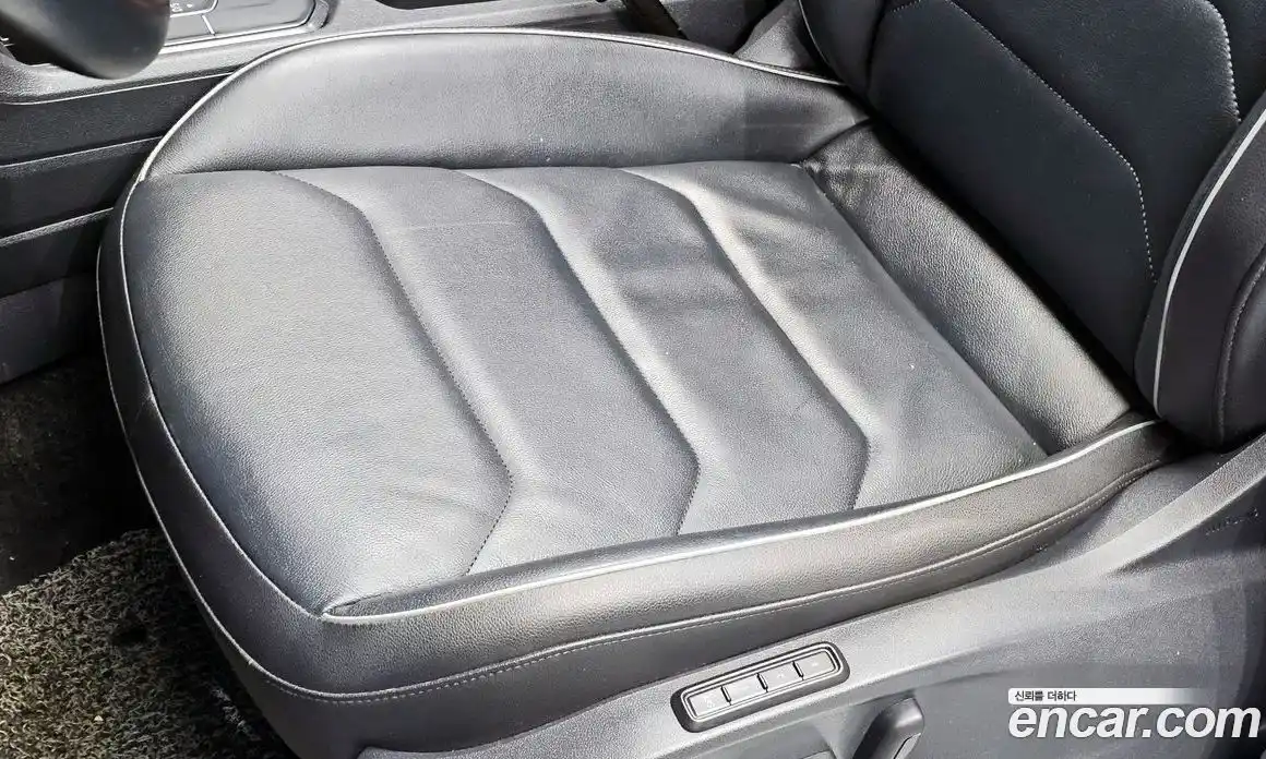 Volkswagen Tiguan 2018 2.0 автомат (гидро), фото 32