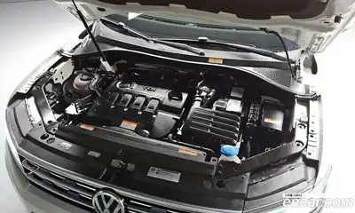 Volkswagen Tiguan 2018 2.0 автомат (гидро), миниатюра 5