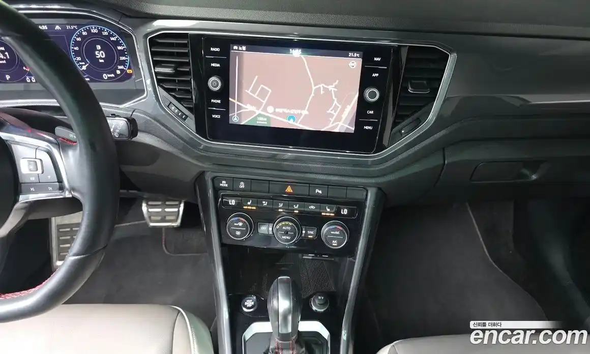 Volkswagen T-Roc 2021 2.0 автомат (гидро), фото 24