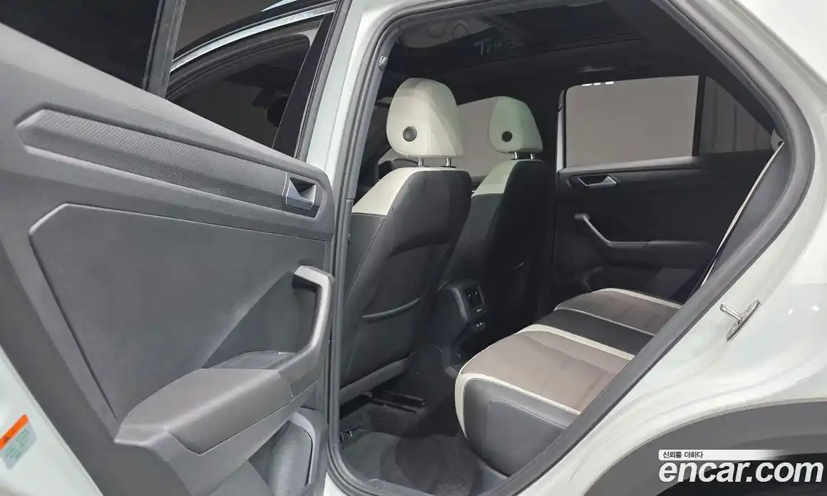Volkswagen T-Roc 2021 2.0 автомат (гидро), фото 31