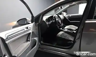 Volkswagen Golf 2013 1.6 автомат (гидро), миниатюра 10