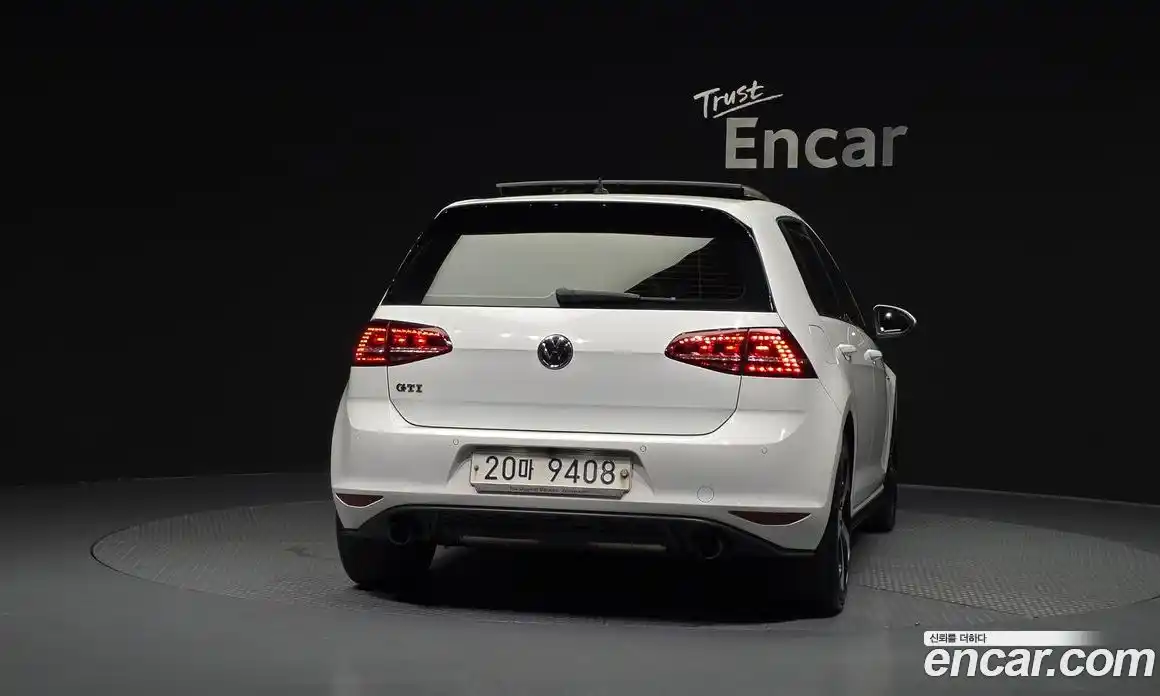 Volkswagen Golf 2014 2.0 автомат (гидро), фото 4