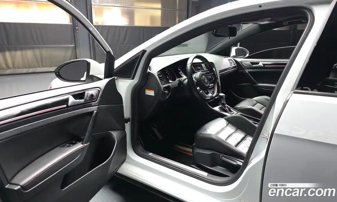 Volkswagen Golf 2014 2.0 автомат (гидро), фото 10