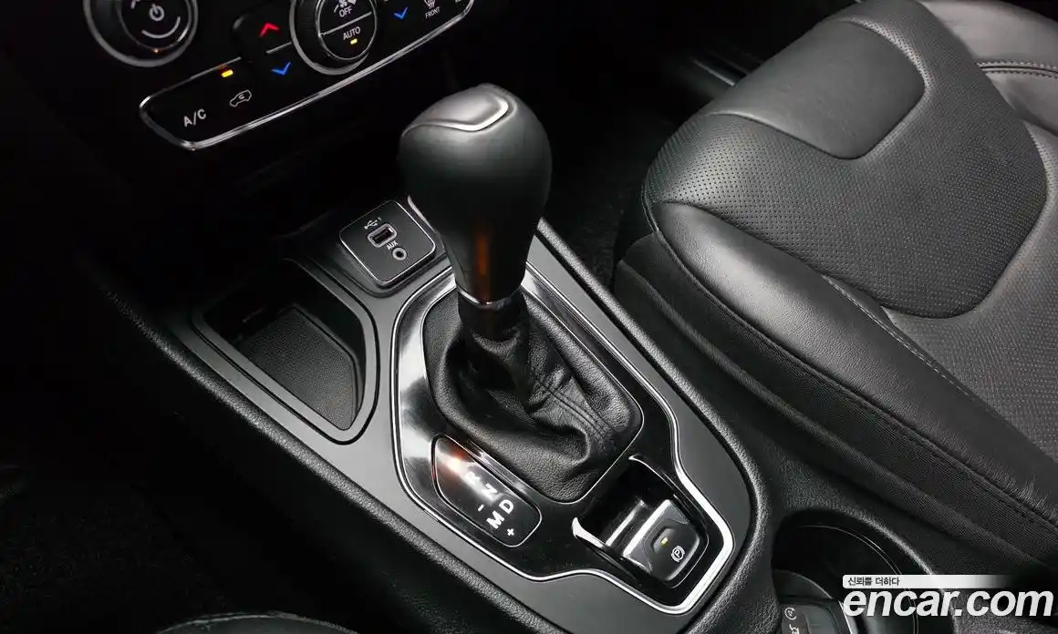 Jeep Cherokee 2020 2.4 автомат (гидро), фото 12