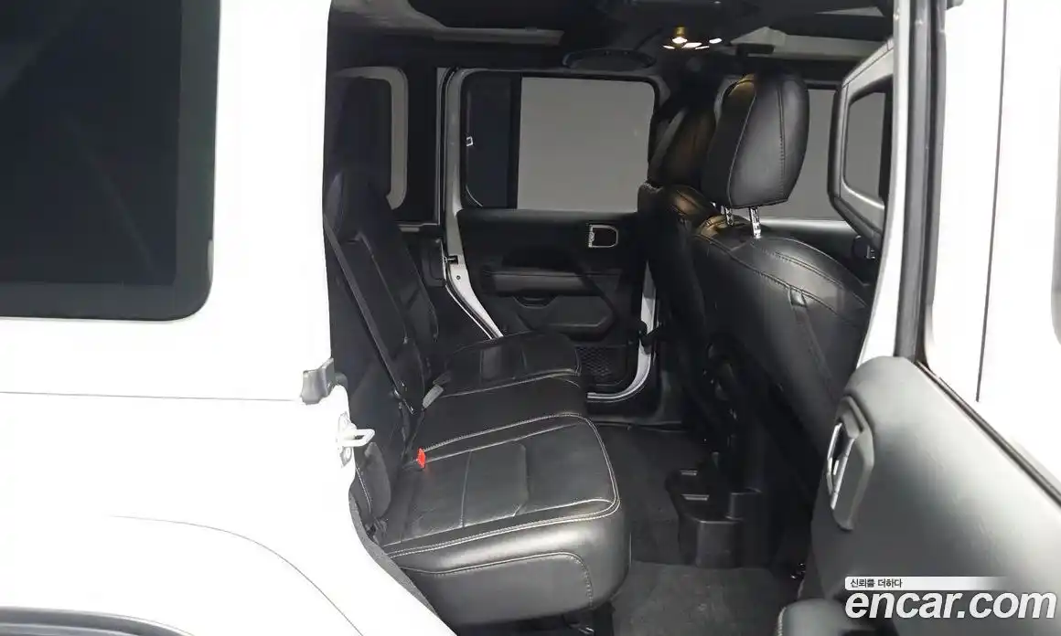 Jeep Wrangler 2019 2.0 автомат (гидро), фото 12