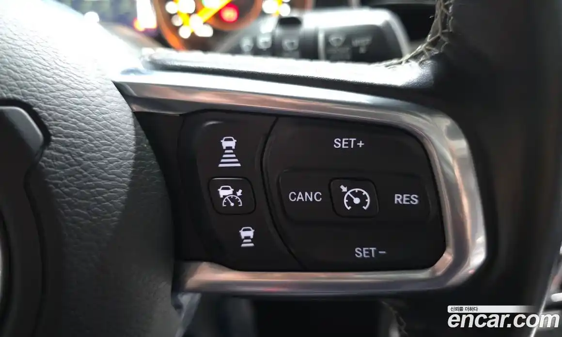 Jeep Wrangler 2019 2.0 автомат (гидро), фото 18