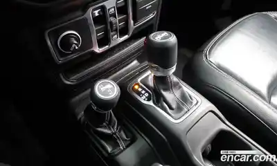 Jeep Wrangler 2019 2.0 автомат (гидро), миниатюра 9