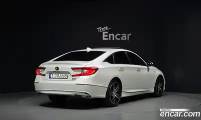 Honda Accord 2022 2.0 автомат (гидро), миниатюра 2