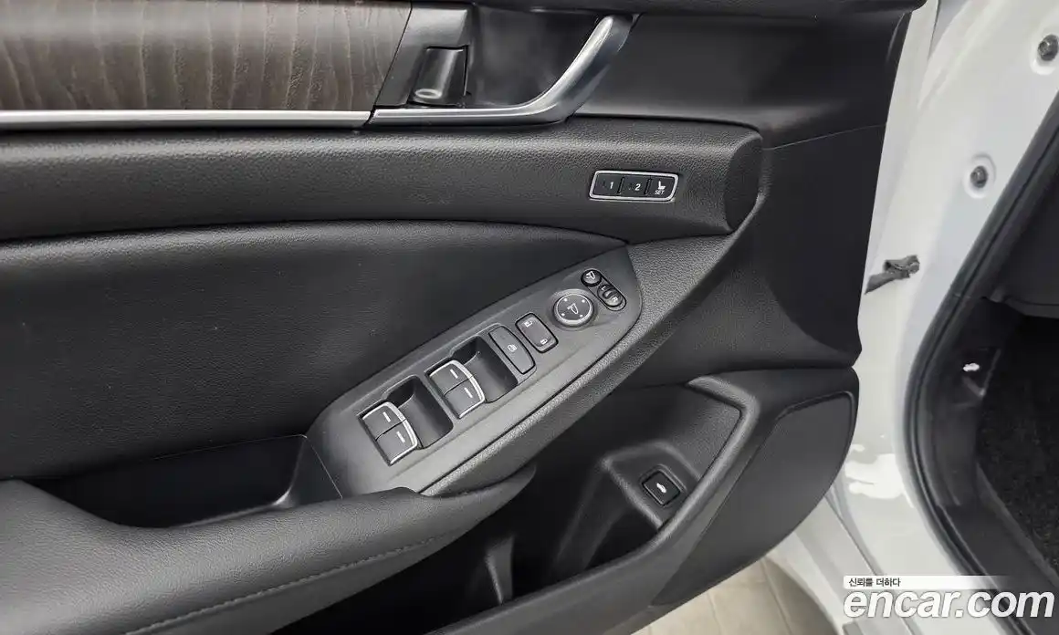 Honda Accord 2022 2.0 автомат (гидро), фото 30