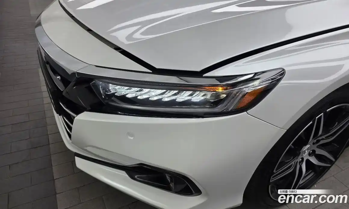 Honda Accord 2022 2.0 автомат (гидро), фото 8