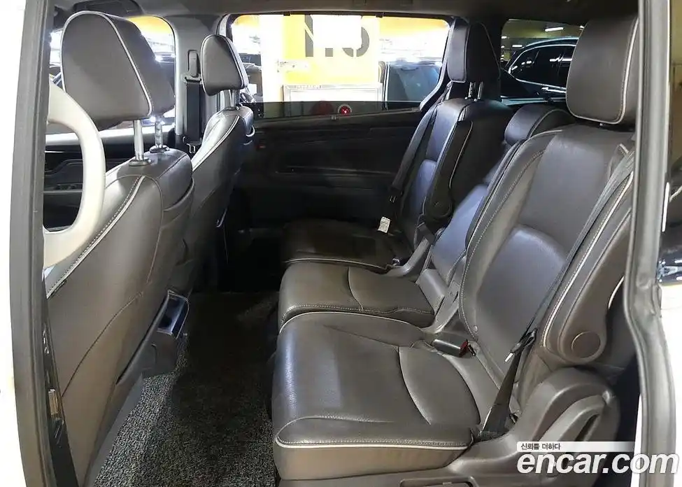 Honda Odyssey 2021 3.5 автомат (гидро), фото 18