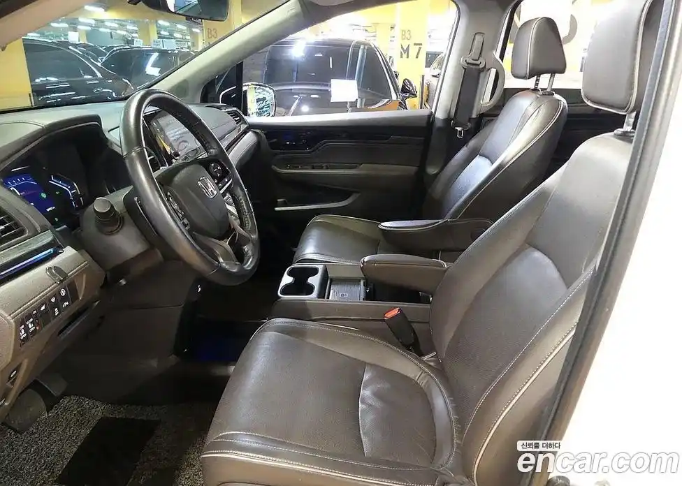 Honda Odyssey 2021 3.5 автомат (гидро), фото 10