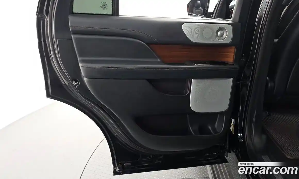 Lincoln Navigator 2023 3.5 гидро, фото 15