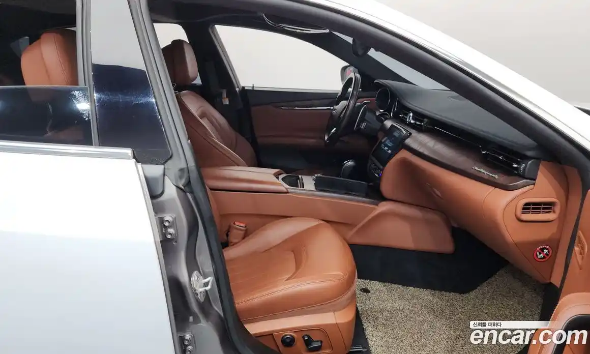 Maserati Quattroporte 2016 3.0 гидро, фото 15