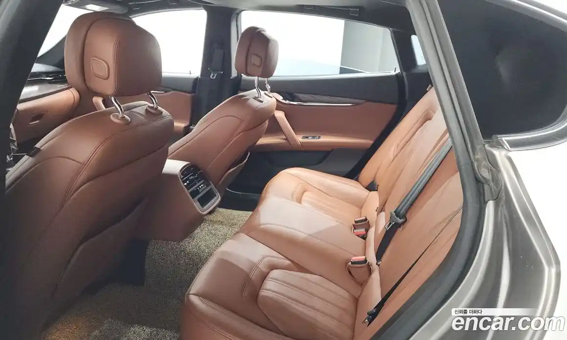 Maserati Quattroporte 2016 3.0 гидро, фото 24