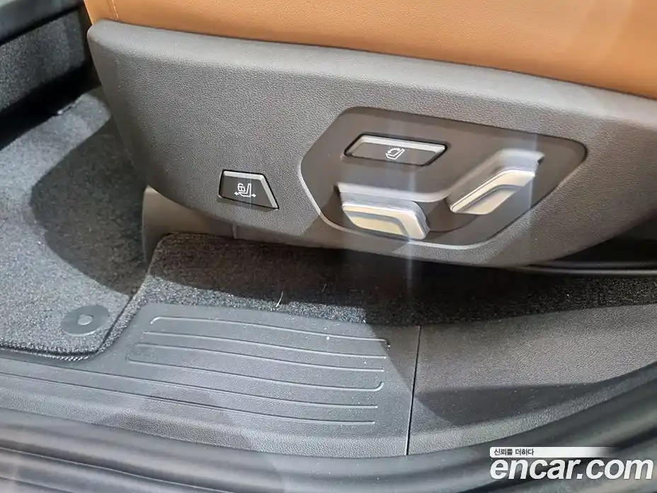 Hyundai Santa Fe 2024 1.6 автомат (гидро), фото 12