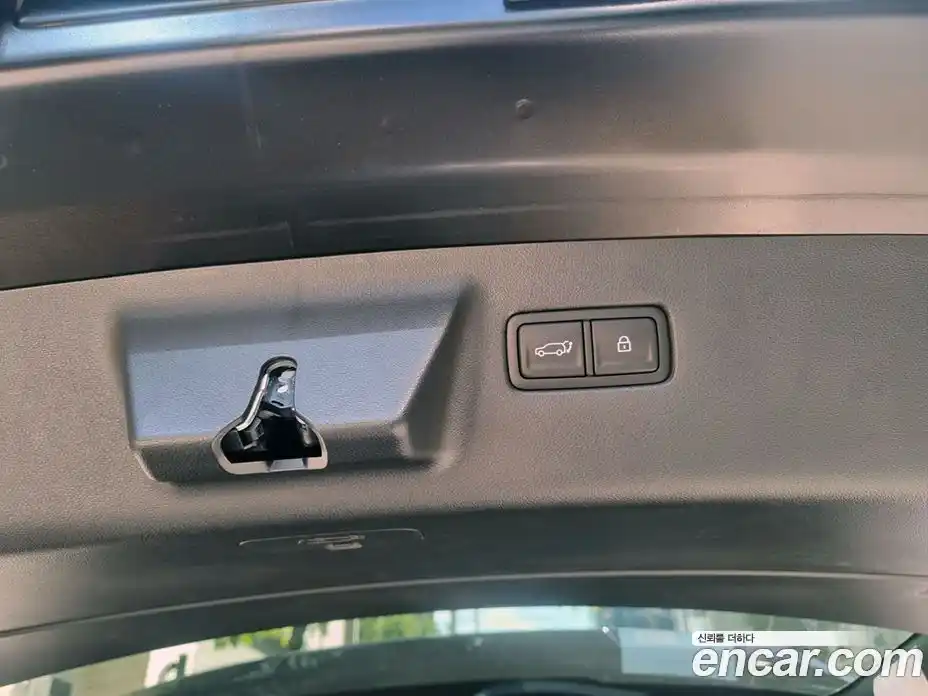 Hyundai Santa Fe 2024 1.6 автомат (гидро), фото 16