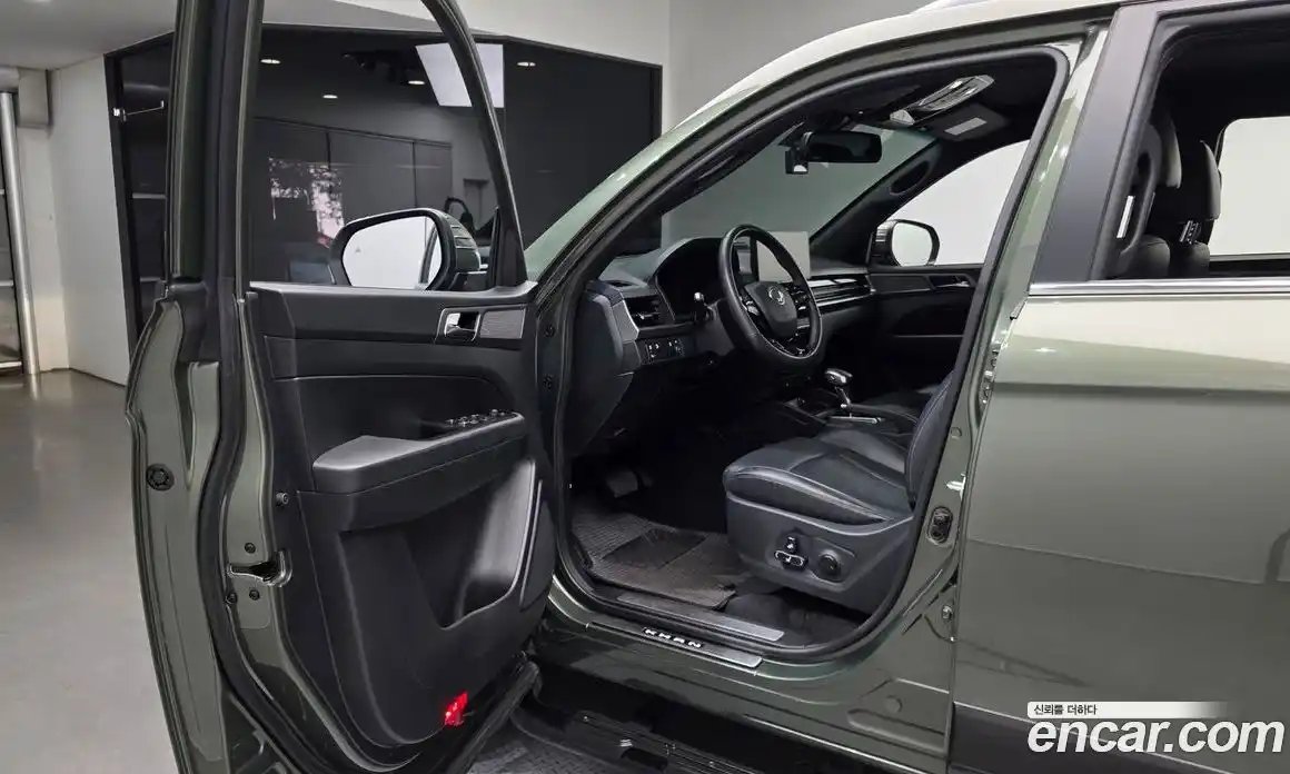 SsangYong Rexton 2024 2.2 автомат (гидро), фото 11