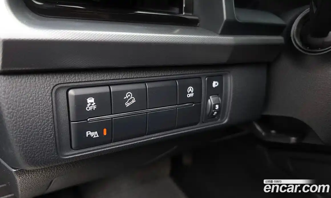 SsangYong Rexton 2024 2.2 автомат (гидро), фото 16