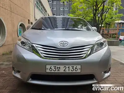Toyota Sienna 2014 3.5 гидро, миниатюра 3