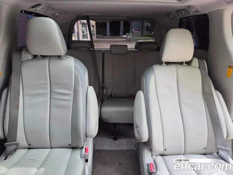 Toyota Sienna 2014 3.5 гидро, фото 9
