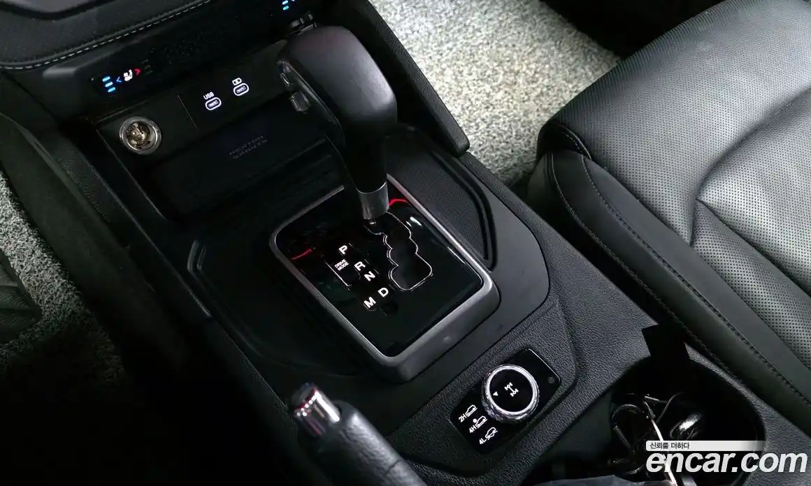 SsangYong Rexton 2023 2.2 автомат (гидро), фото 9
