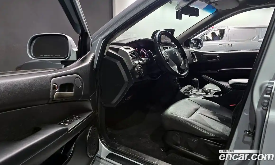 SsangYong Korando 2017 2.2 автомат (гидро), фото 11
