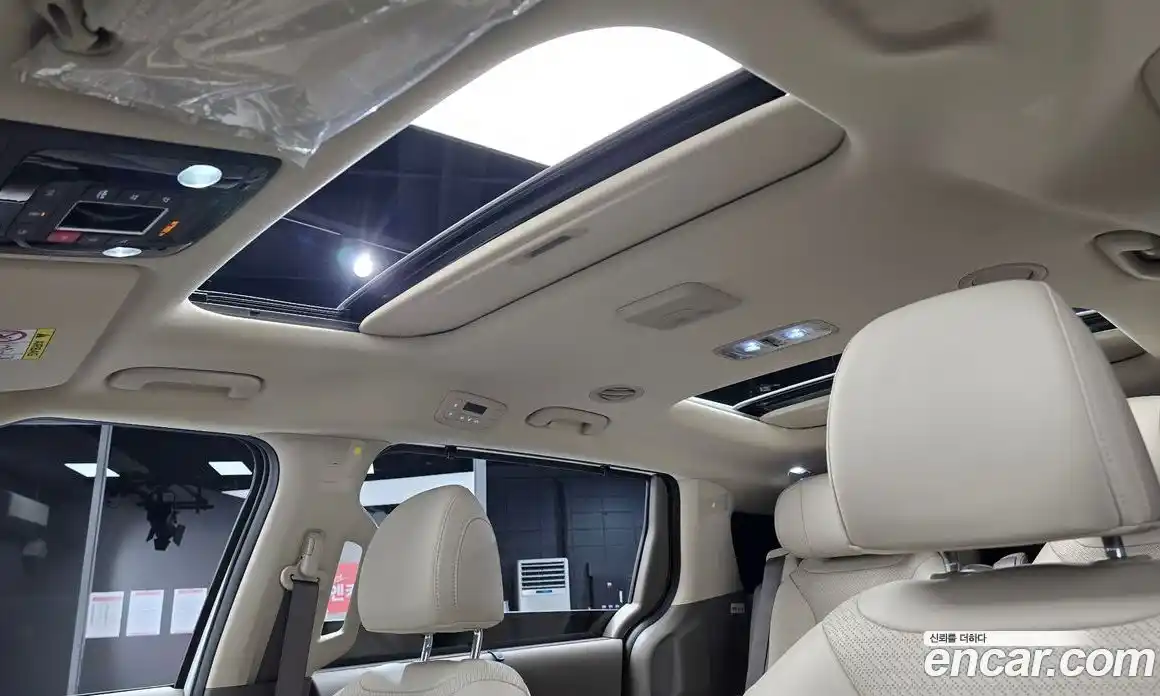 Kia Carnival 2023 2.2 автомат (гидро), фото 19