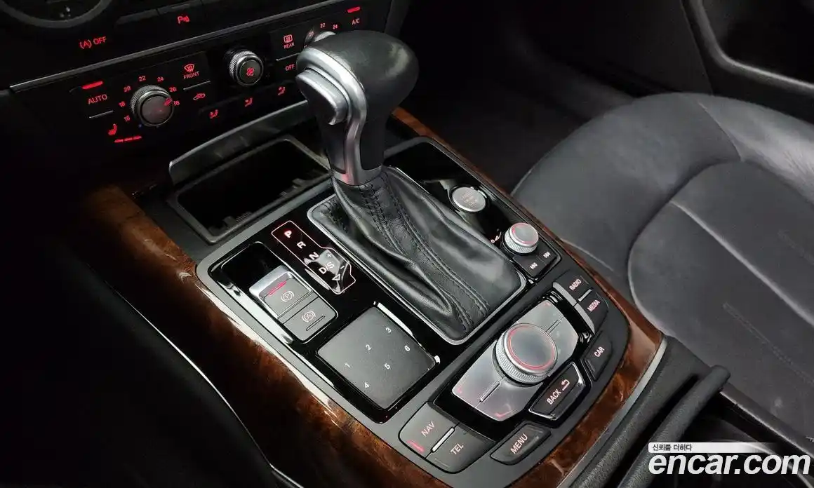 Audi A6 2015 3.0 автомат (гидро), фото 9
