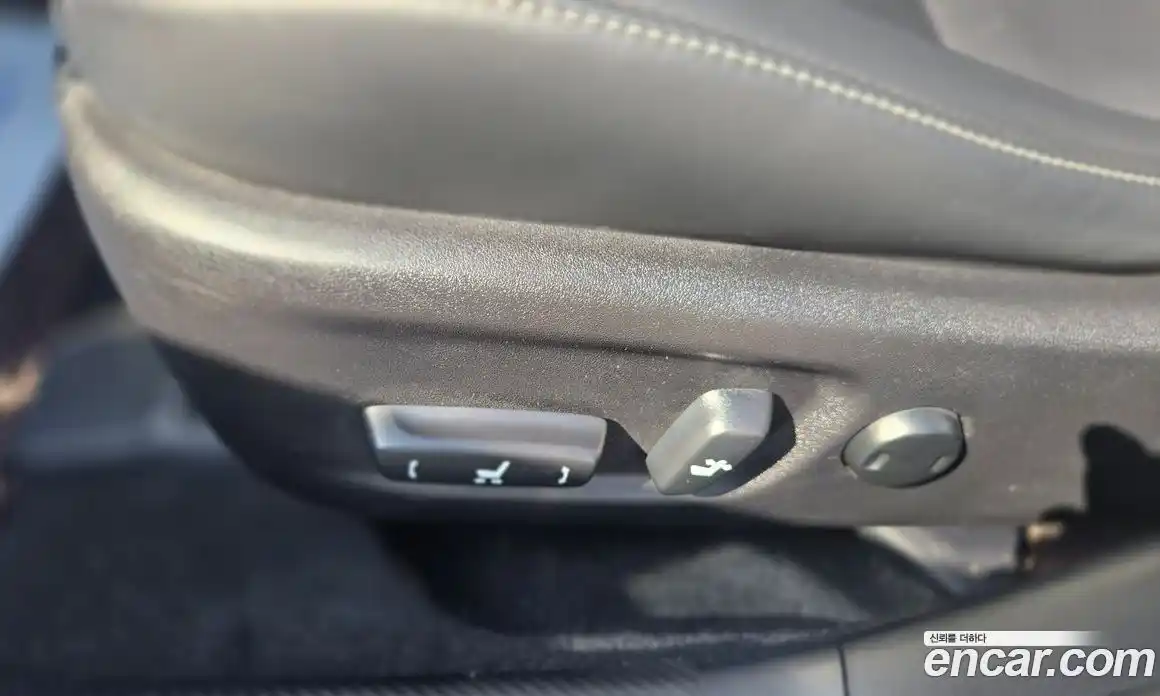 Lexus CT200h 2020 1.8 гидро, фото 16