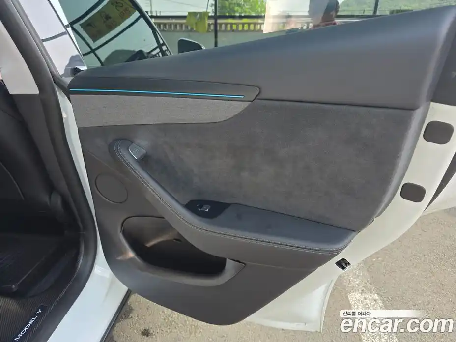 Tesla Model Y 2025 0.2 гидро, фото 11
