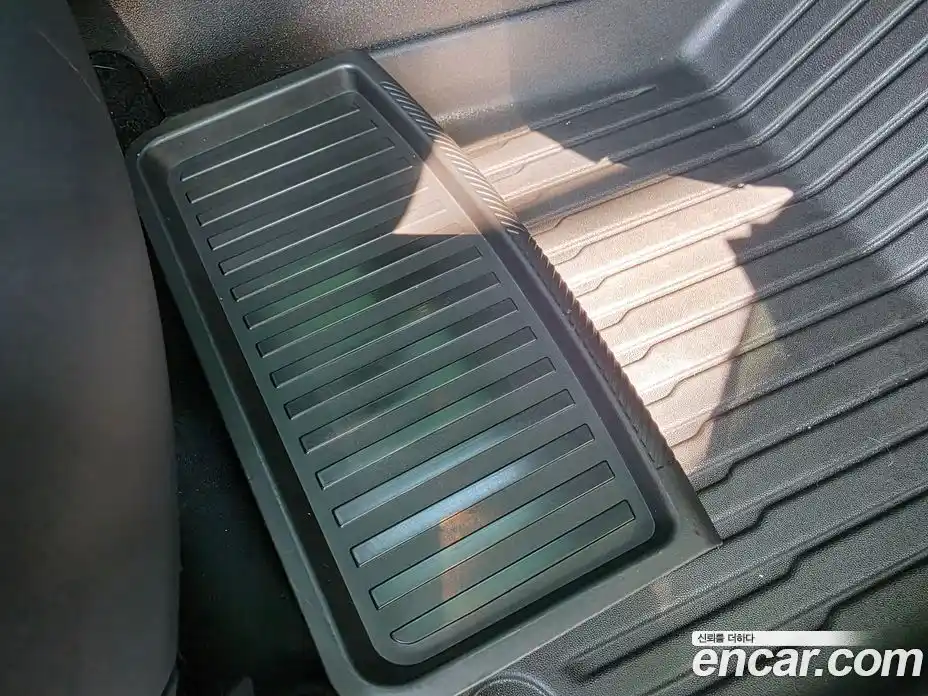 Tesla Model Y 2025 0.2 гидро, фото 14