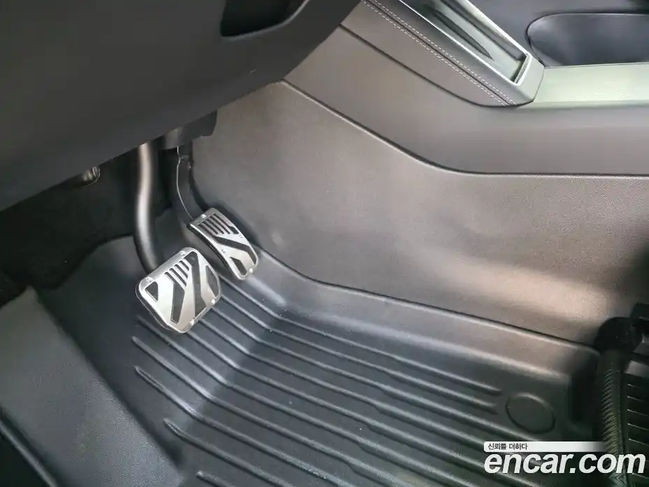 Tesla Model Y 2025 0.2 гидро, фото 17