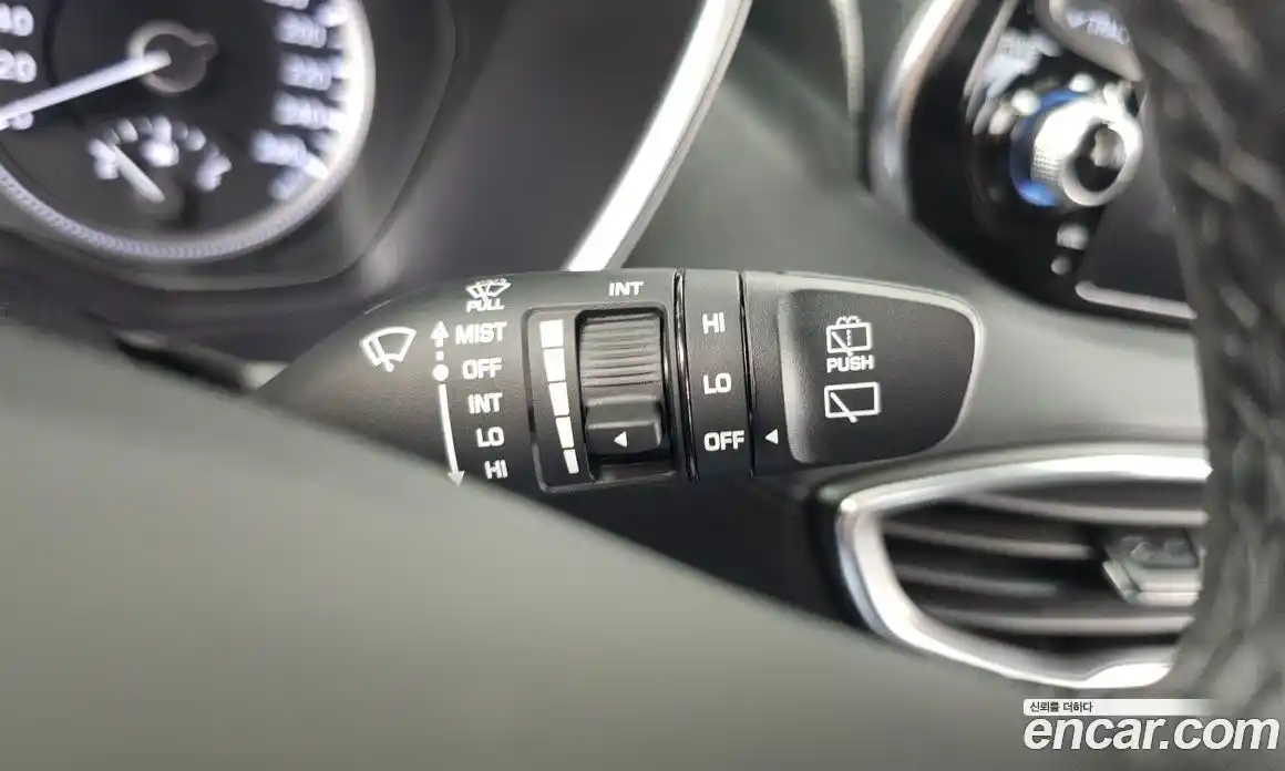 Hyundai Santa Fe 2020 2.0 автомат (гидро), фото 27