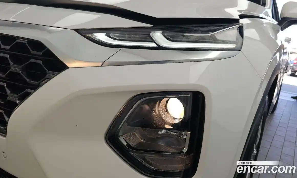 Hyundai Santa Fe 2020 2.0 автомат (гидро), фото 8
