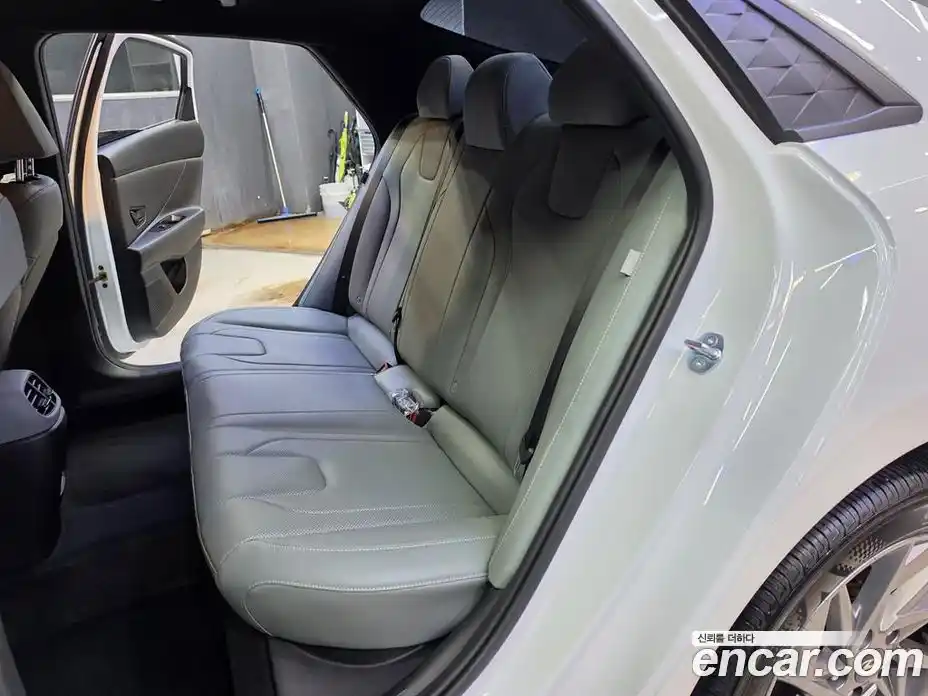 Hyundai Avante 2025 1.6 автомат (гидро), фото 18