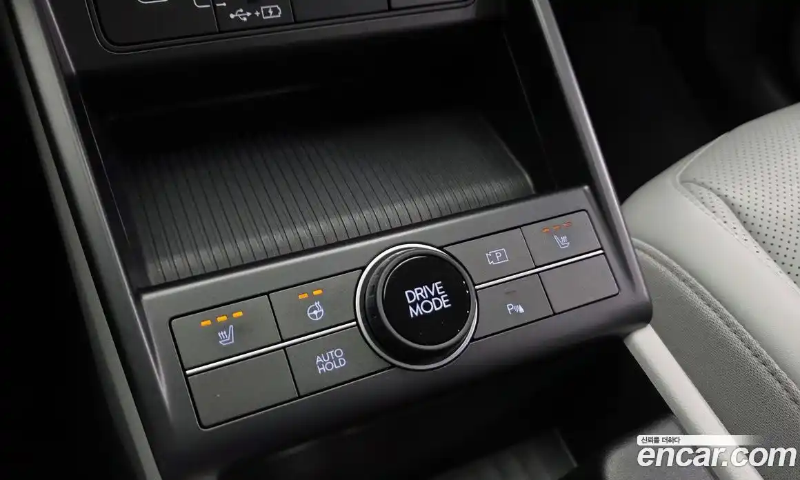 Hyundai Kona 2023 1.6 автомат (гидро), фото 25