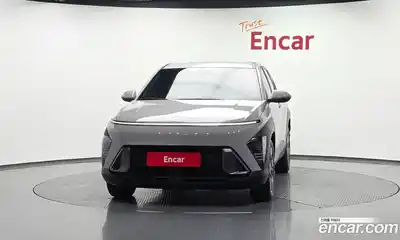 Hyundai Kona 2023 1.6 автомат (гидро), миниатюра 3