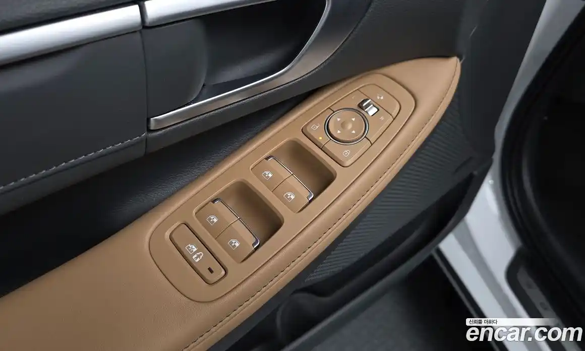 Hyundai Sonata 2023 1.6 автомат (гидро), фото 35