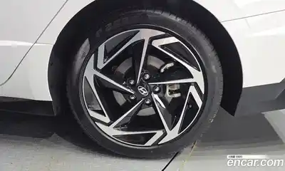 Hyundai Sonata 2023 1.6 автомат (гидро), миниатюра 6