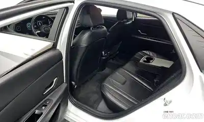 Hyundai Avante 2022 1.6 автомат (гидро), миниатюра 11