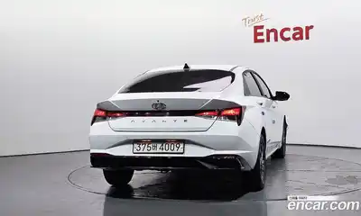 Hyundai Avante 2022 1.6 автомат (гидро), миниатюра 4