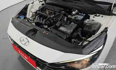 Hyundai Avante 2022 1.6 автомат (гидро), миниатюра 6