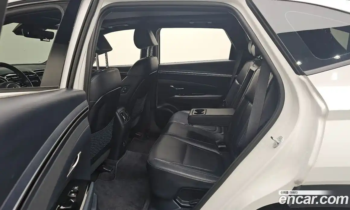 Hyundai Tucson 2023 1.6 автомат (гидро), фото 17
