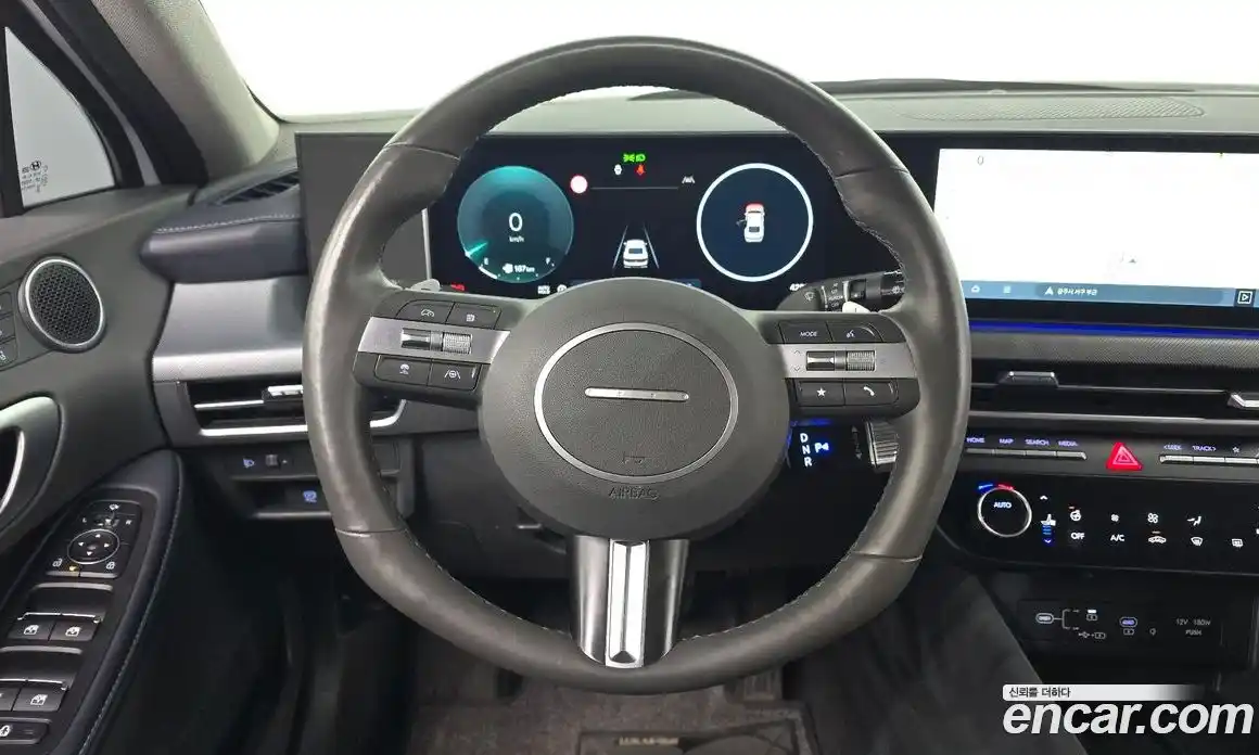 Hyundai Sonata 2024 1.6 автомат (гидро), фото 13